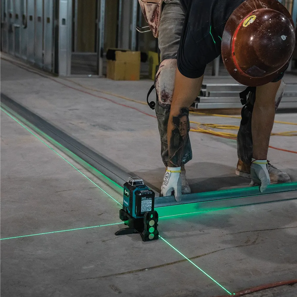 Makita Line Laser 12V Max Green 3 x 360Deg (Skin Only)