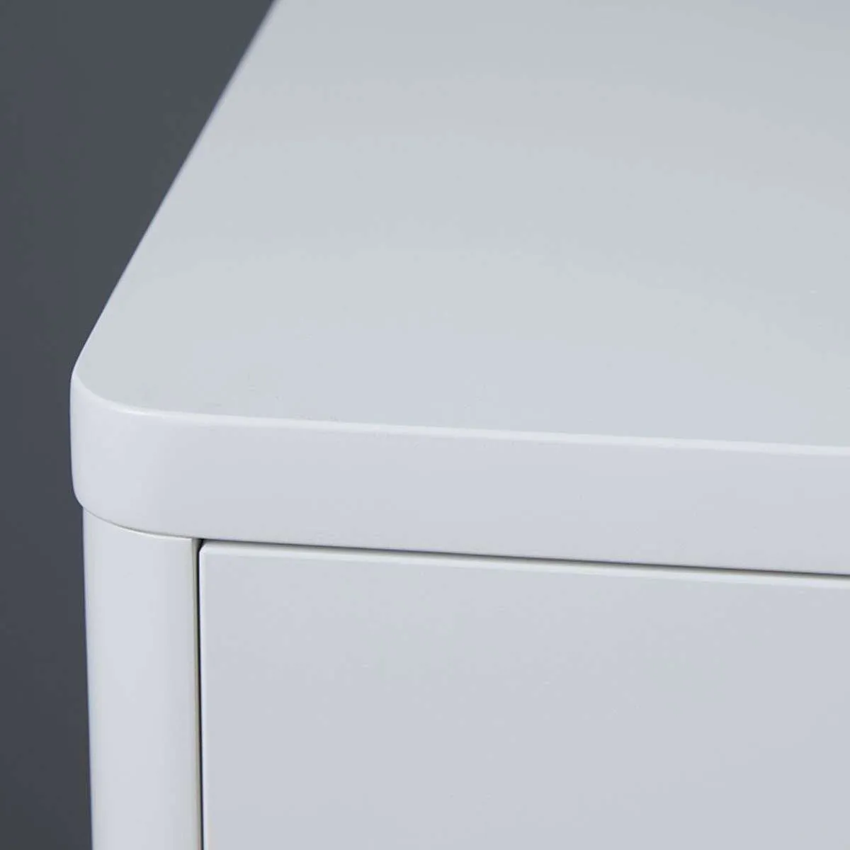 Oslo Entertainment Unit - White Mocka