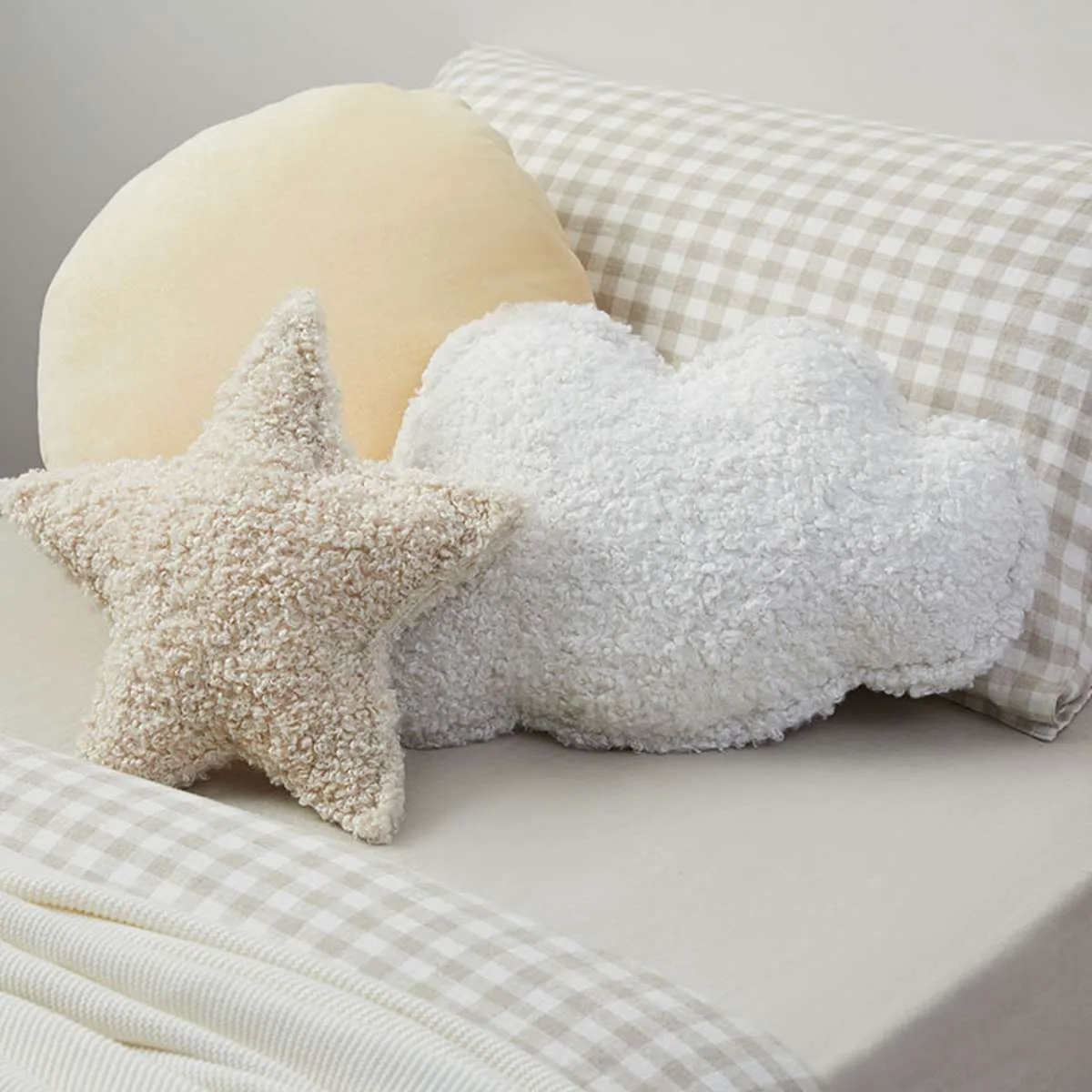 Sherpa Star Cushion Mocka